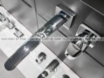 anh thuc te voi chau lavabo toto tlg09308b gan tuong nong lanh gm 2