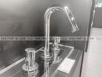 anh thuc te voi chau lavabo toto tlg11201b nong lanh 3 lo gf 3