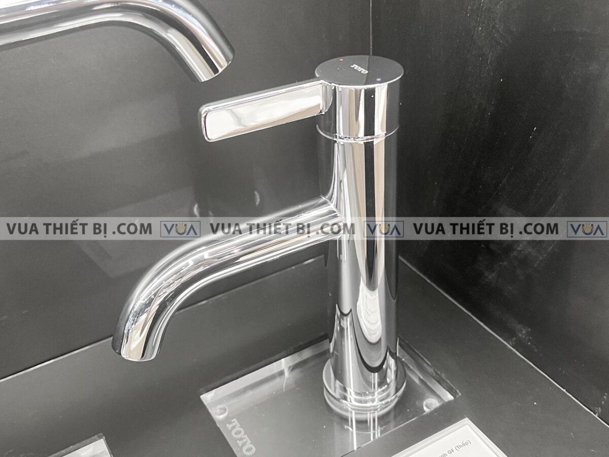 anh thuc te voi chau lavabo toto tlg11301v nong lanh gf 3