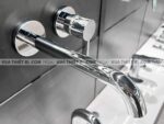 anh thuc te voi chau lavabo toto tlg11308b gan tuong nong lanh gf 5