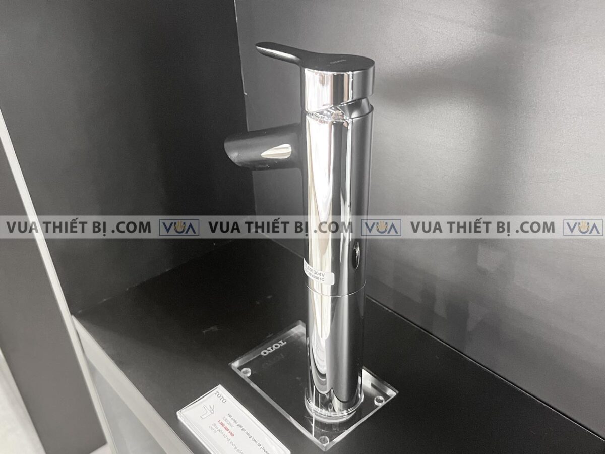 anh thuc te voi chau lavabo toto tls01304v co cao nong lanh lb 2