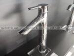 anh thuc te voi chau lavabo toto tls01304v co cao nong lanh lb 3