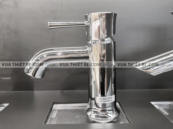 anh thuc te voi chau lavabo toto tls02301v nong lanh ln 1
