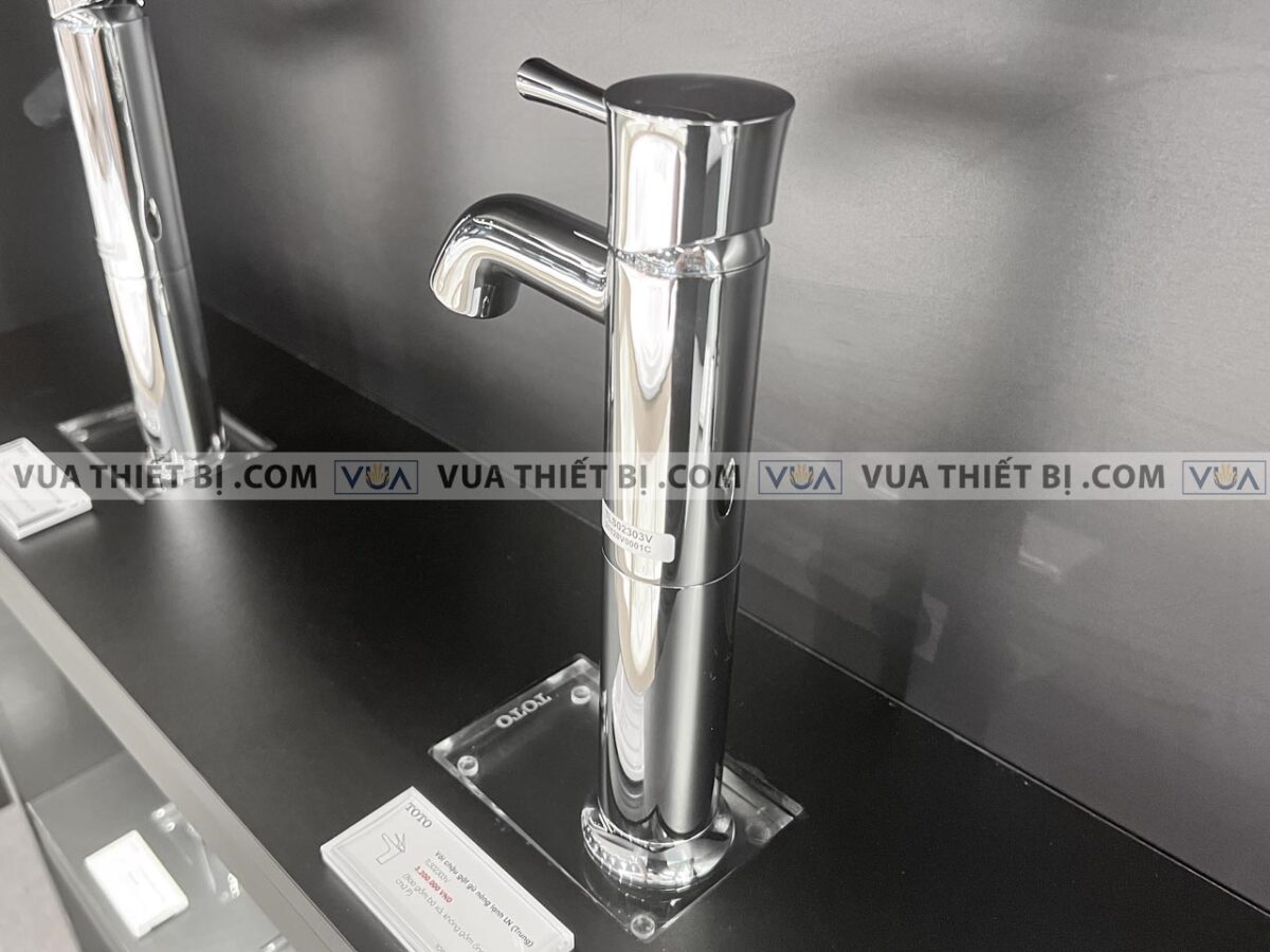 anh thuc te voi chau lavabo toto tls02303v co cao nong lanh ln 2