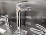 anh thuc te voi chau lavabo toto tls03305v co cao nong lanh lc 3