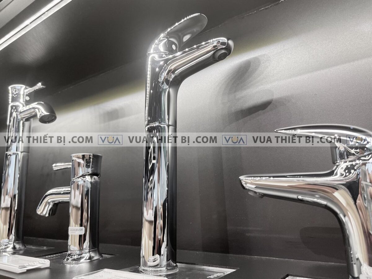 anh thuc te voi chau lavabo toto tls03305v co cao nong lanh lc 4