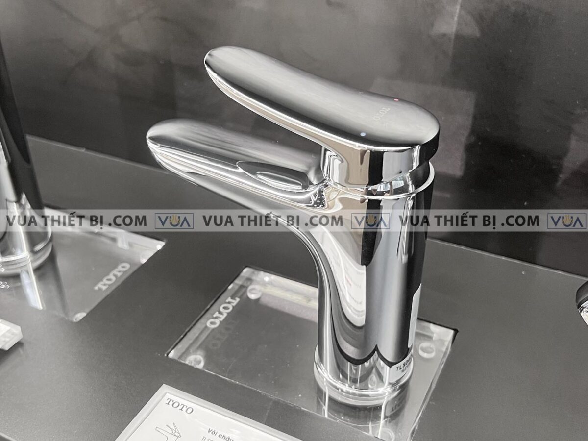 anh thuc te voi chau lavabo toto tls04301v nong lanh lf 2
