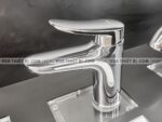 anh thuc te voi chau lavabo toto tls04301v nong lanh lf 3