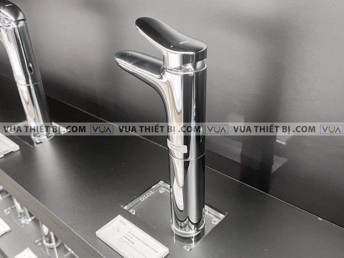 anh thuc te voi chau lavabo toto tls04304v co cao nong lanh lf 2