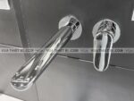 anh thuc te voi chau lavabo toto tls04309b gan tuong nong lanh lf 1
