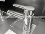 anh thuc te voi chau lavabo toto tvlm102nsr nong lanh 2