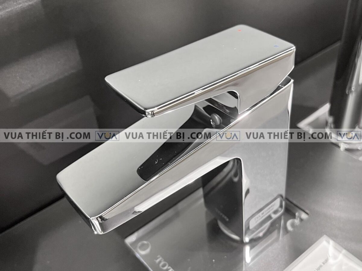 anh thuc te voi chau lavabo toto tvlm108ru ttlr303f 1 nong lanh 3