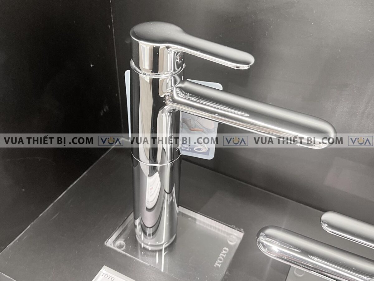 anh thuc te voi chau lavabo toto tvlm111ns co cao nong lanh 3