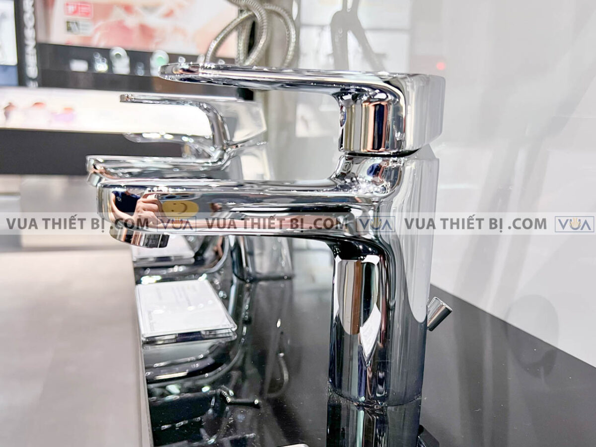 anh thuc te voi lavabo american standard wf b201 2 1