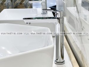 anh thuc te voi lavabo viglacera vg125 co cao 2