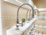 anh thuc te voi rua bat inax sfv 303s 2