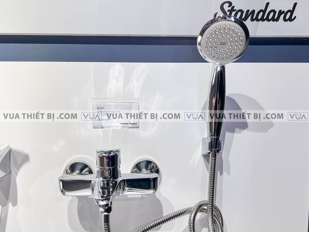anh thuc te voi sen american standard wf 0311 2