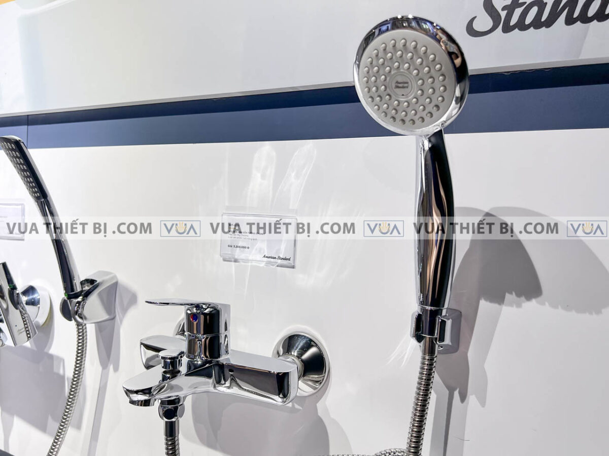 anh thuc te voi sen american standard wf 0311 3