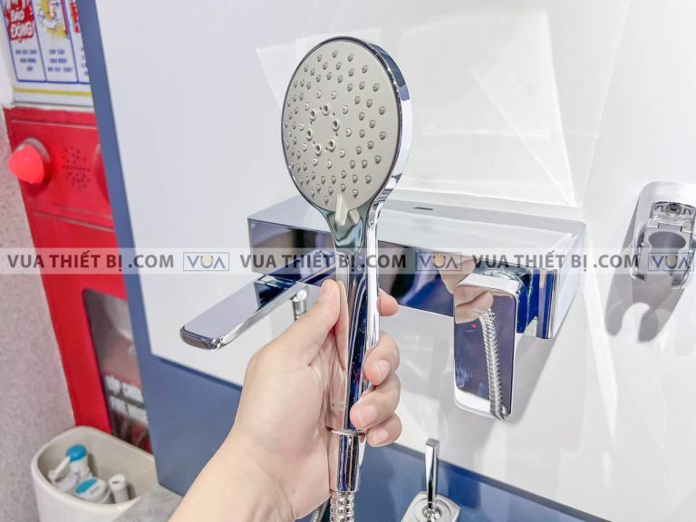 anh thuc te voi sen american standard wf 1311 4