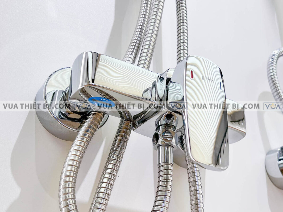 anh thuc te voi sen cay inax bfv 50s nong lanh 3