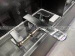 anh thuc te voi sen xa bon tam toto tbg02201b gan bon 3 lo gr 3