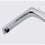 Vòi rửa bát D&K DK1292401