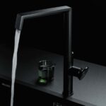 Vòi rửa bát MALLOCA K342BM nóng lạnh - Ảnh 3