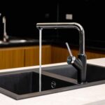 Vòi rửa bát GENTO GT-204 NEW BLACK rút dây nóng lạnh - Ảnh 4
