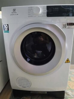 May say quan ao Electrolux EDS854J3WB 8.5Kg