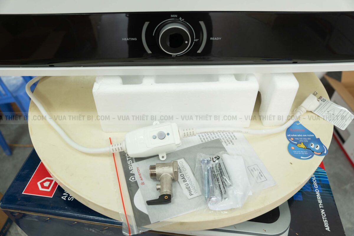 Bình nóng lạnh ARISTON SLIM3 20 RS 20L AG+ lít (SL3) ngang gián tiếp 2.5FE 2500W - Ảnh 12