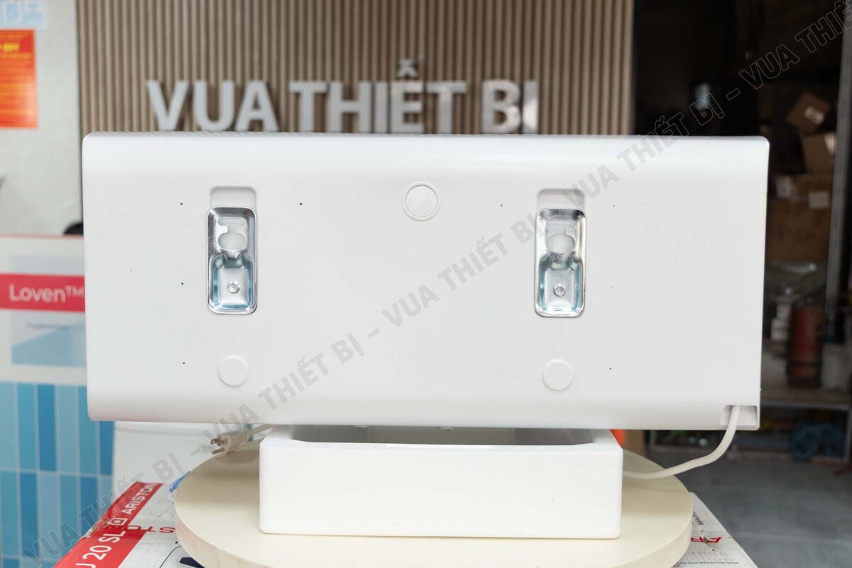 Bình nóng lạnh ARISTON SLIM3 30 B 30L AG+ lít (SL3) ngang gián tiếp 2.5FE 2500W - Ảnh 6
