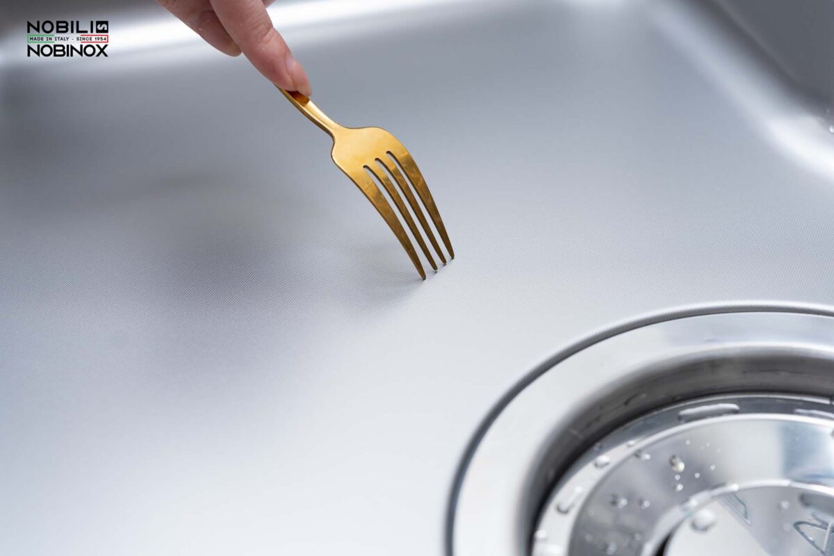 Chậu rửa bát inox NOBINOX ROSA NN975D 1 hố - Ảnh 24