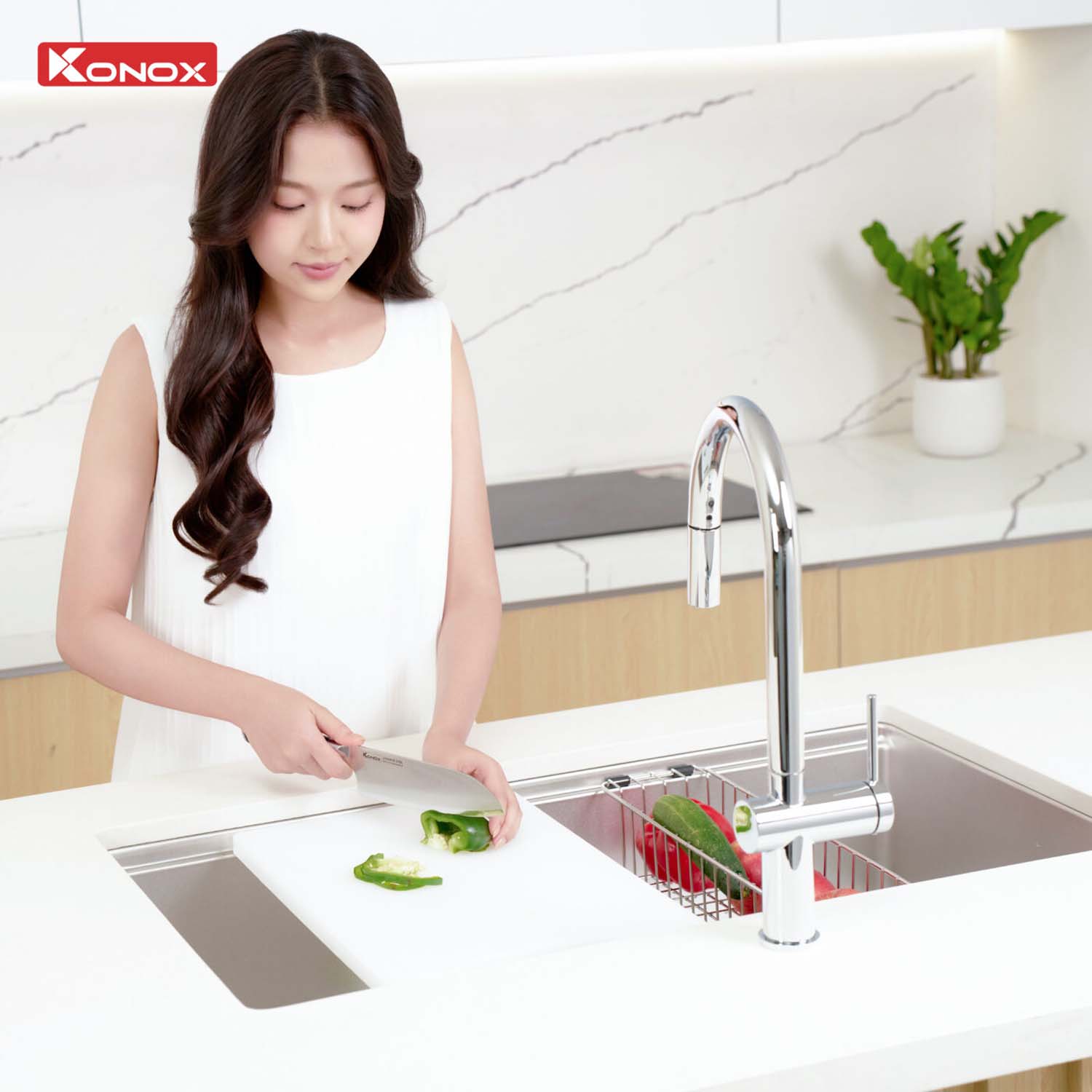 Chậu rửa bát inox KONOX Tari 8748SM 1 hố 14 hinh anh thuc te Chau rua bat inox KONOX Tari 8748SM 1 ho 2