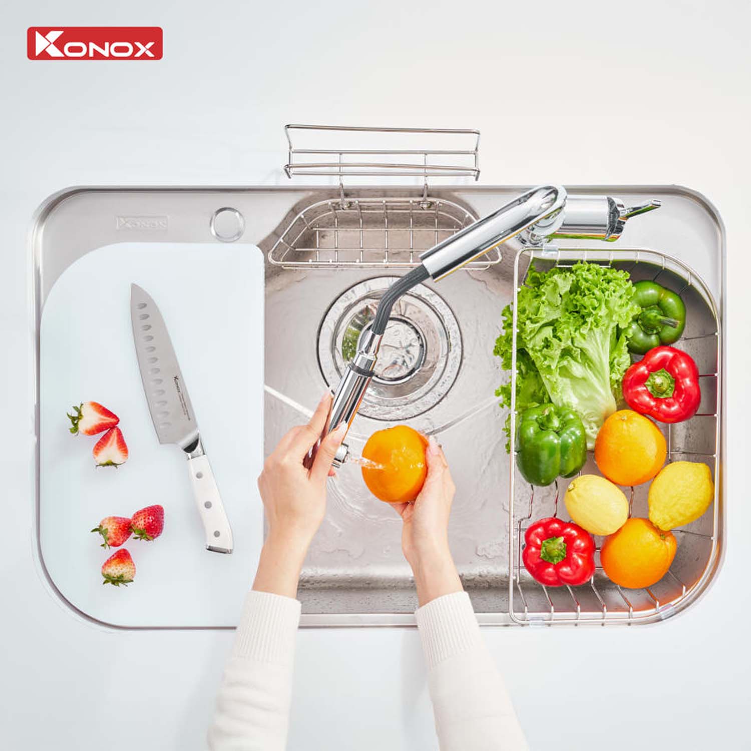Vòi rửa bát KONOX Lumo Smart Chrome nóng lạnh rút dây 4 hinh anh thuc te Voi rua bat KONOX Lumo Smart Chrome nong lanh rut day 5