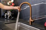 Vòi rửa bát NOBINOX AQUA NX662T rút dây nóng lạnh - Ảnh 4
